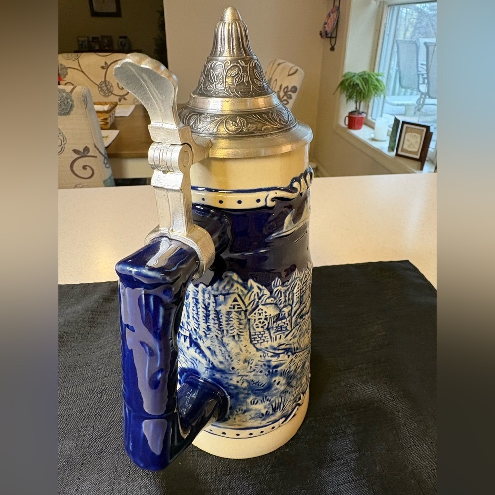 Limited Edition German Neuschwanstein Castle Souvenir Beer Stein - Picture 5 of 9